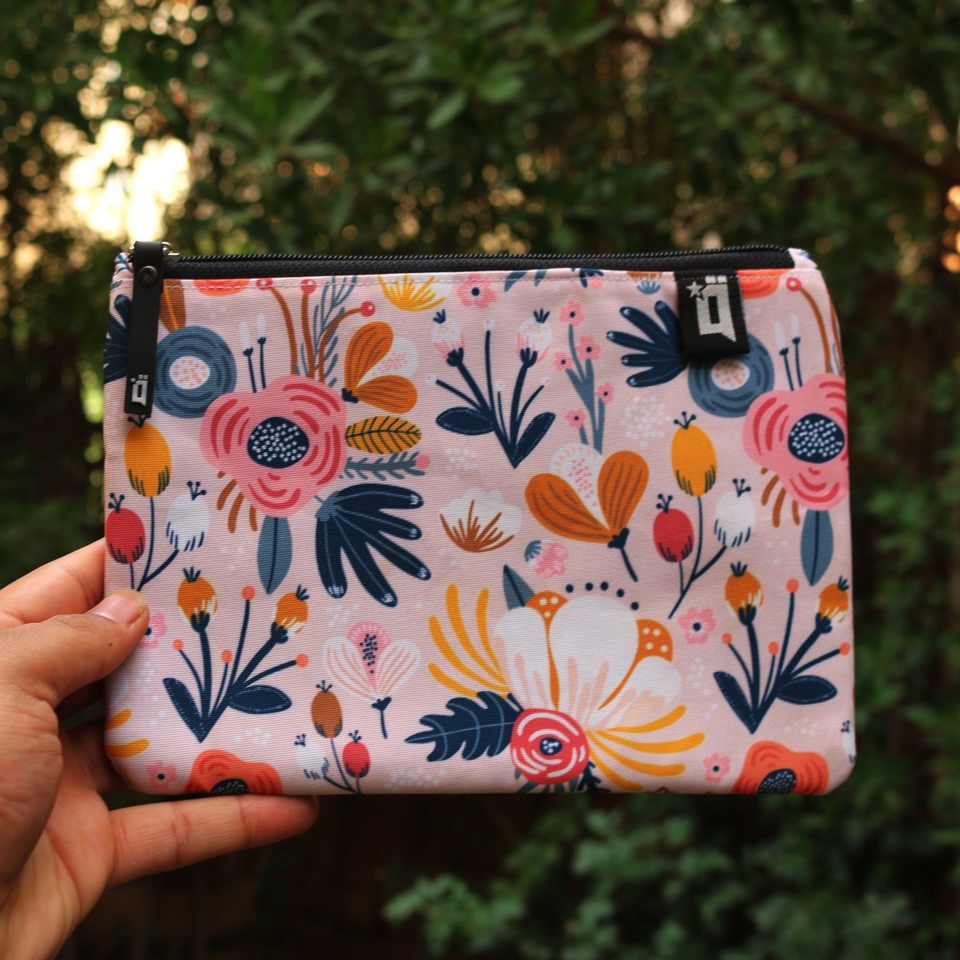 Flowers Pouch