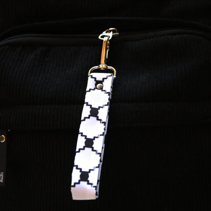palestine keychain  details